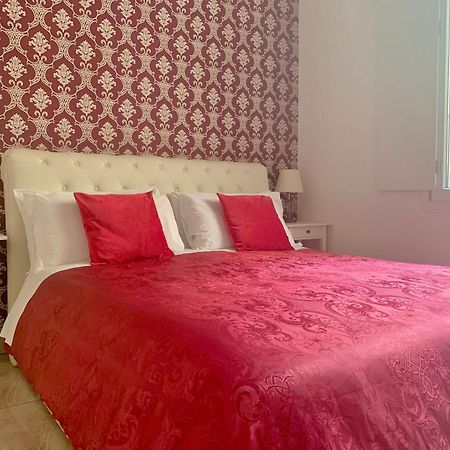 Dimora San Biagio Suites&Apartment Lecce Bilik gambar
