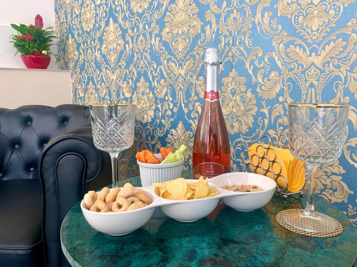 Dimora San Biagio Suites&Apartment Lecce Luaran gambar